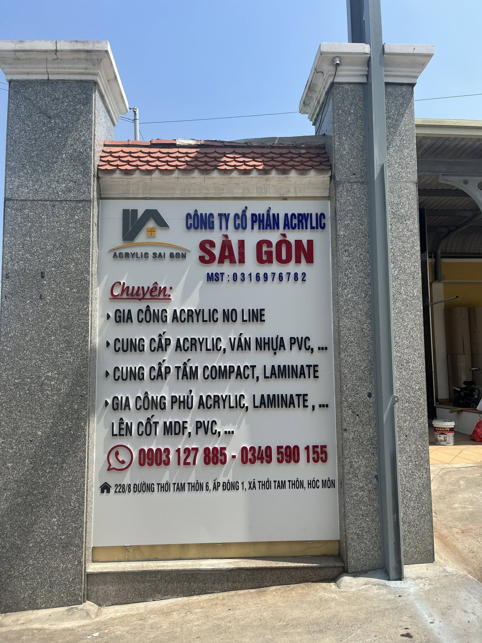Lưu Ý Quan Trọng Khi Chọn Đơn Vị Gia Công Acrylic