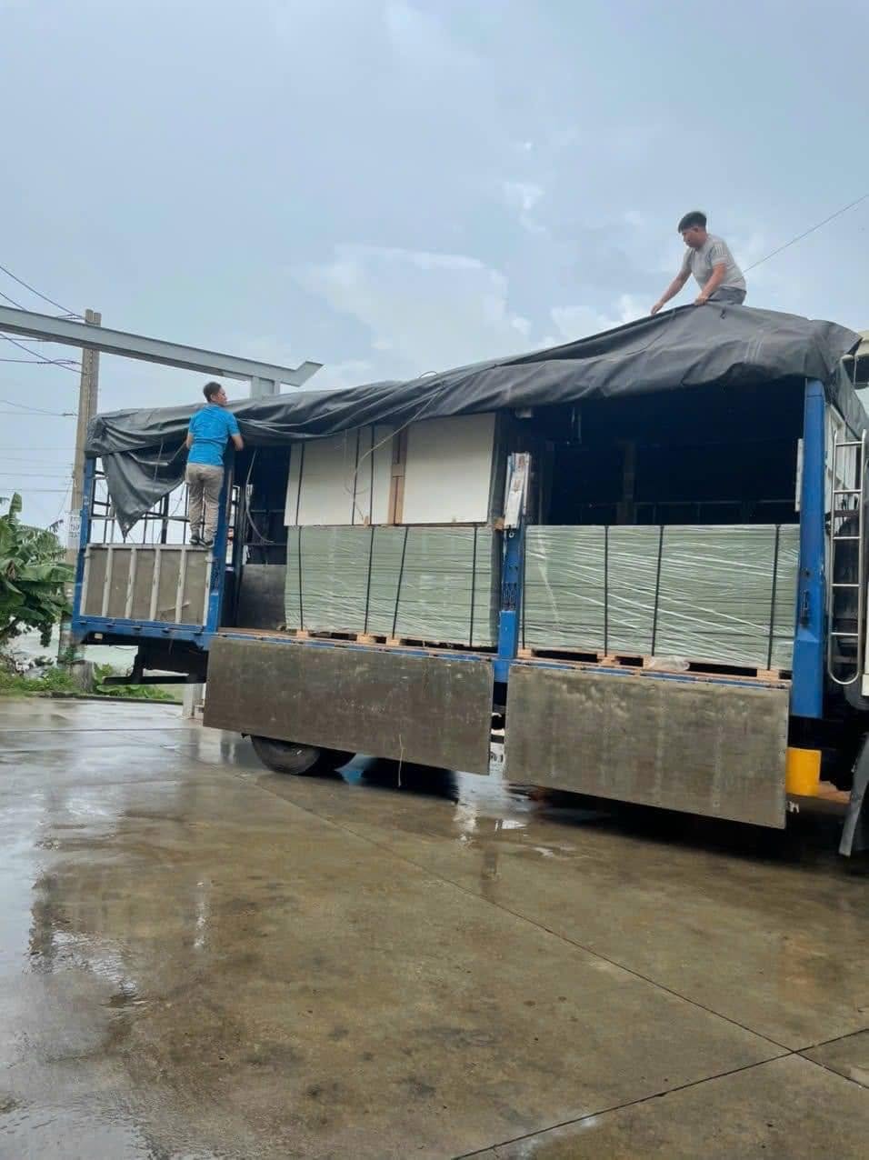 Ứng dụng của Xưởng Gia Công Acrylic trong nhiều lĩnh vực